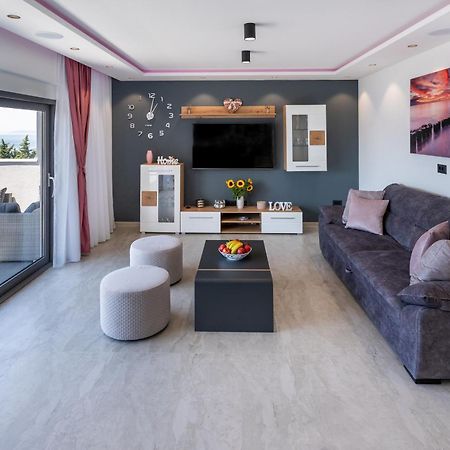 Luxury Apartment Lorena - Private Heated Pool - Jesenice  Luaran gambar