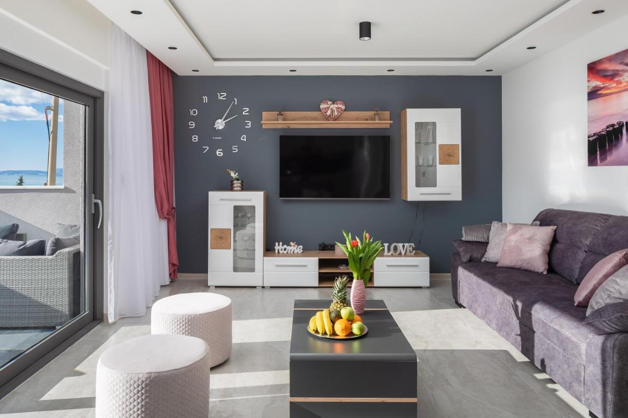 Luxury Apartment Lorena - Private Heated Pool - Jesenice  Luaran gambar