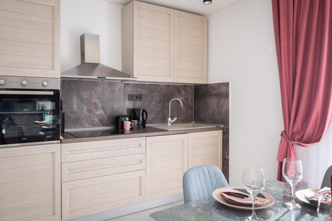 Luxury Apartment Lorena - Private Heated Pool - Jesenice  Luaran gambar