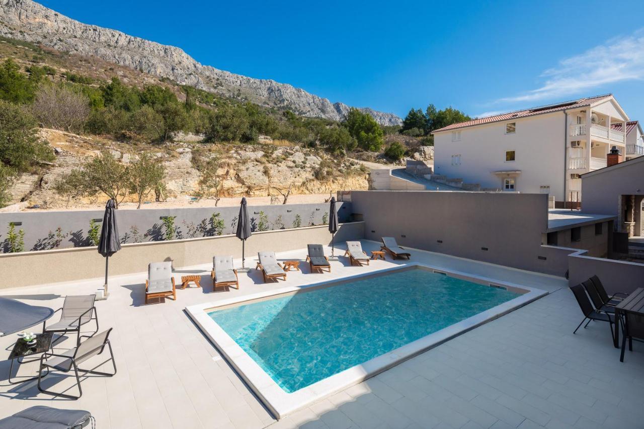 Luxury Apartment Lorena - Private Heated Pool - Jesenice  Luaran gambar