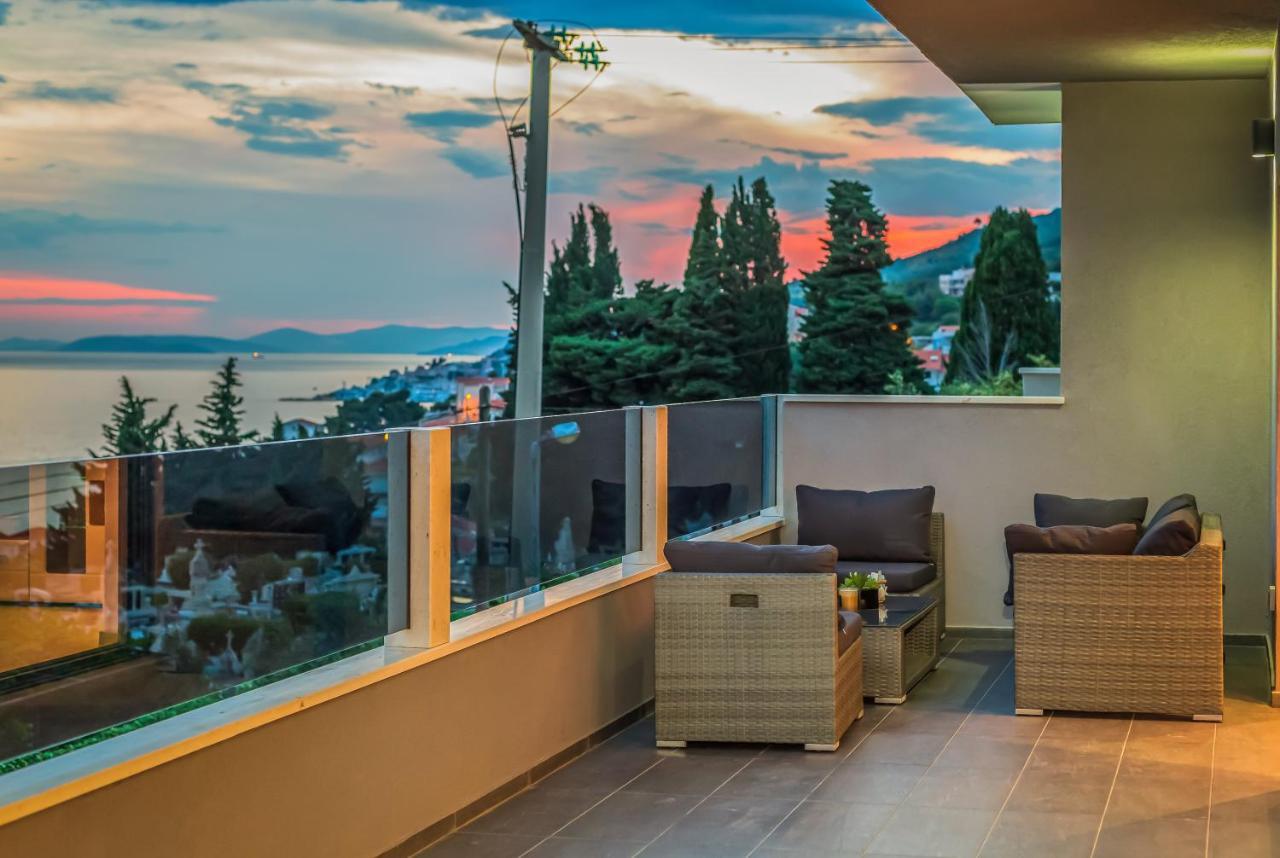 Luxury Apartment Lorena - Private Heated Pool - Jesenice  Luaran gambar